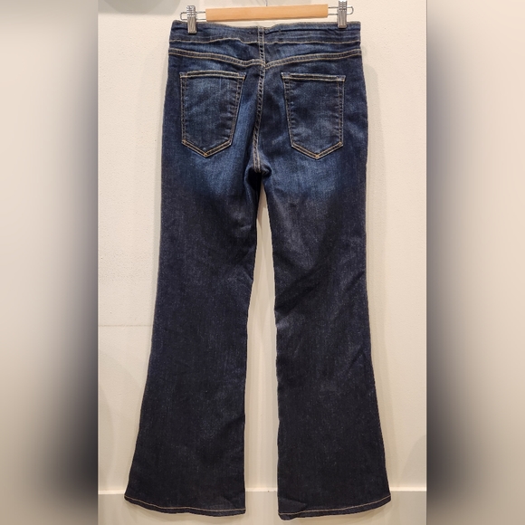 Elizabeth and James TEXTILE 'Gloria' Flared Jeans, Dark Wash, Size US 29 - Picture 2 of 8